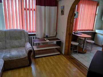 Фото Апартаменты Studio apartment near the Caravan г. Nizhnedneprovsk 4