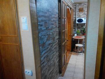 Фото номера Апартаменты с 2 спальнями Апартаменты Studio apartment near the Caravan г. Nizhnedneprovsk 12